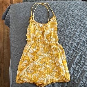 Yellow jumper size small